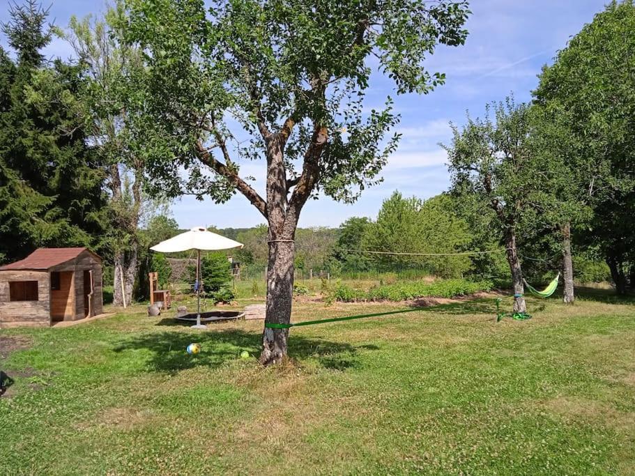 Les Jardins Des 3 Provinces- Gite Montcharvot エクステリア 写真